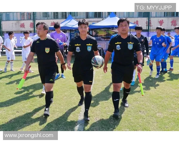 上海足球队在全国足球比赛经验排行榜中荣获第十名的荣耀时刻