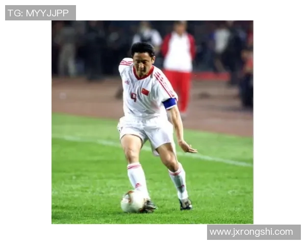 林姓足球明星的辉煌成就与传奇故事探秘 林姓足球明星的辉煌成就与传奇故事探秘