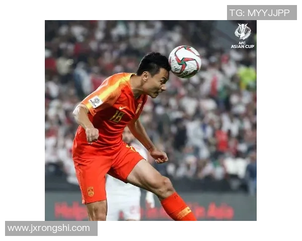 杭州足球队崛起之路:城市联赛中的奋斗与荣耀 杭州足球队崛起之路:城市联赛中的奋斗与荣耀