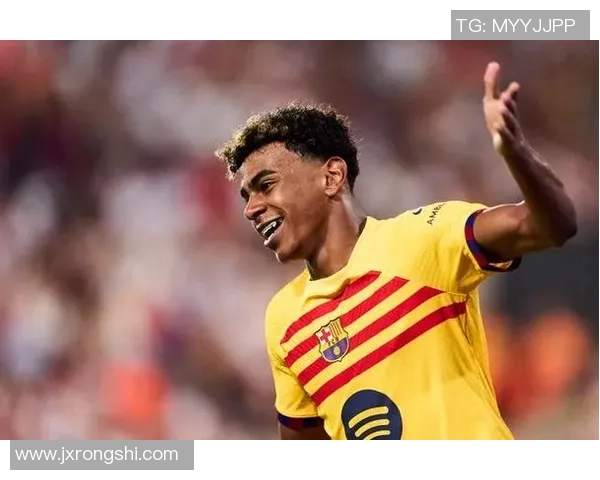 足球明星的宠儿究竟是谁揭秘足坛巨星背后的默默支持者 足球明星的宠儿究竟是谁揭秘足坛巨星背后的默默支持者